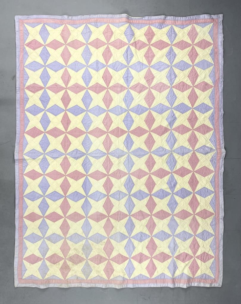 Pinwheel Summer Quilt in Pastels (1 of 3)