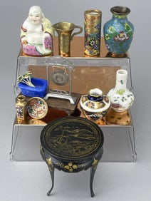 Asian Porcelain, Metal And Table In 1:12
