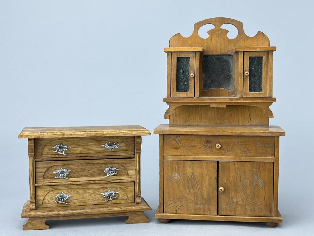 1/6" Size Spoon Carved Victorian Cuppboard, Chest: In oak, these 2 pieces are not a match but go well together. The chest is 5 1/4 x 2 3/8 x 4" tall. Silver pullls on 3 set back drawers. Quality built. China is 5 1/4 x 2 3/8 x 8 3/4". Black fake tin u