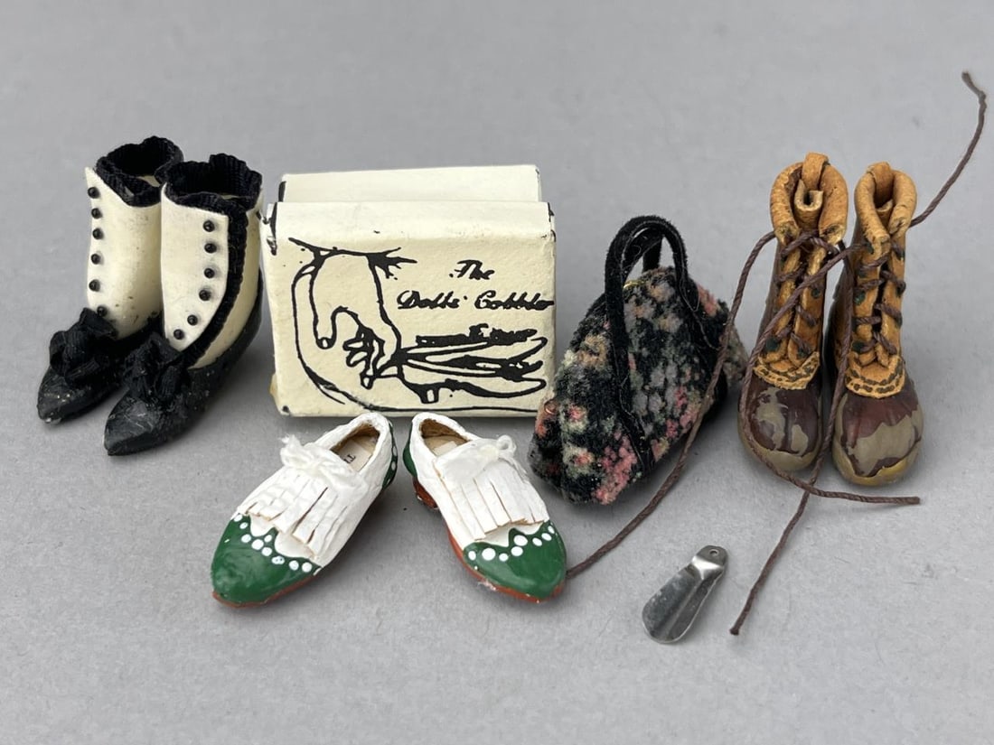 3 Pair Of Artist Made Shoes & Handbag: Work boots. 1890's high button top women's shoes. Green and white fringed golf shoes (they have the name inside) by the Dolls Cobbler, includes the shoe box. These shoes are made from leather, or made