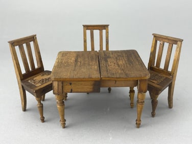 Schneegas Extendable Table W/ 3 Chairs