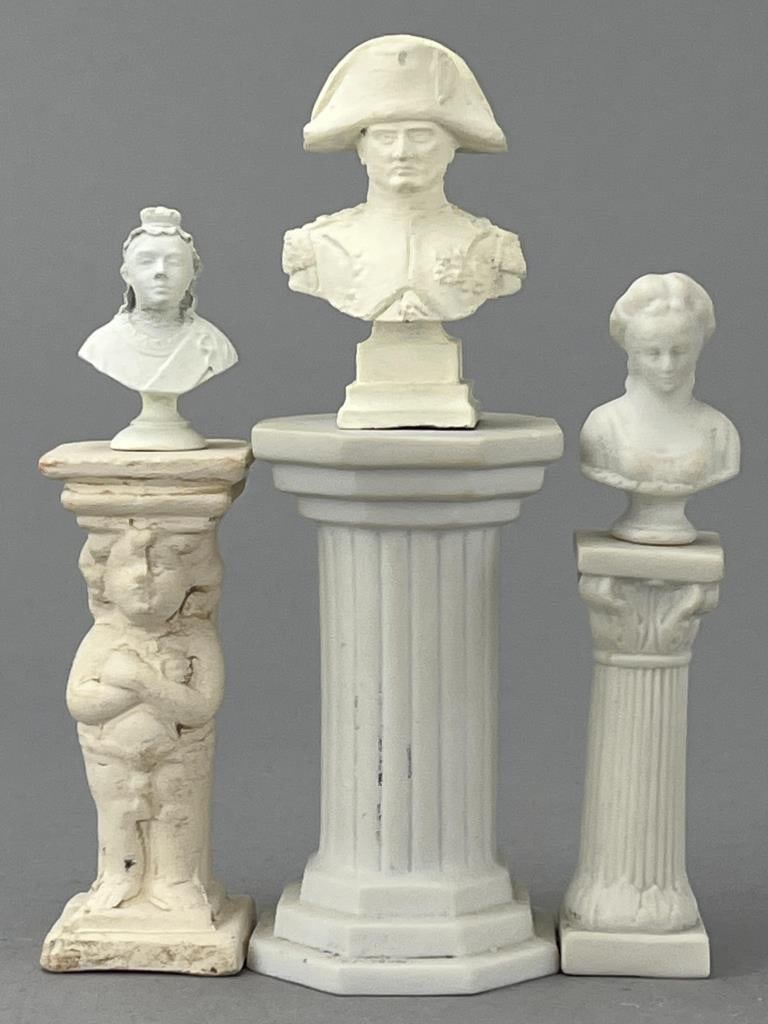 3 Pillar Stands And Busts (1 of 3)