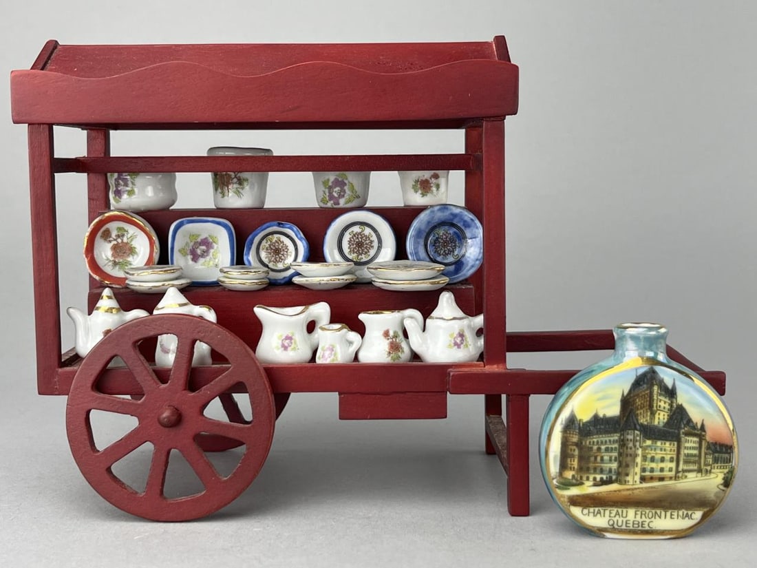 Display Wagon With China (1 of 3)
