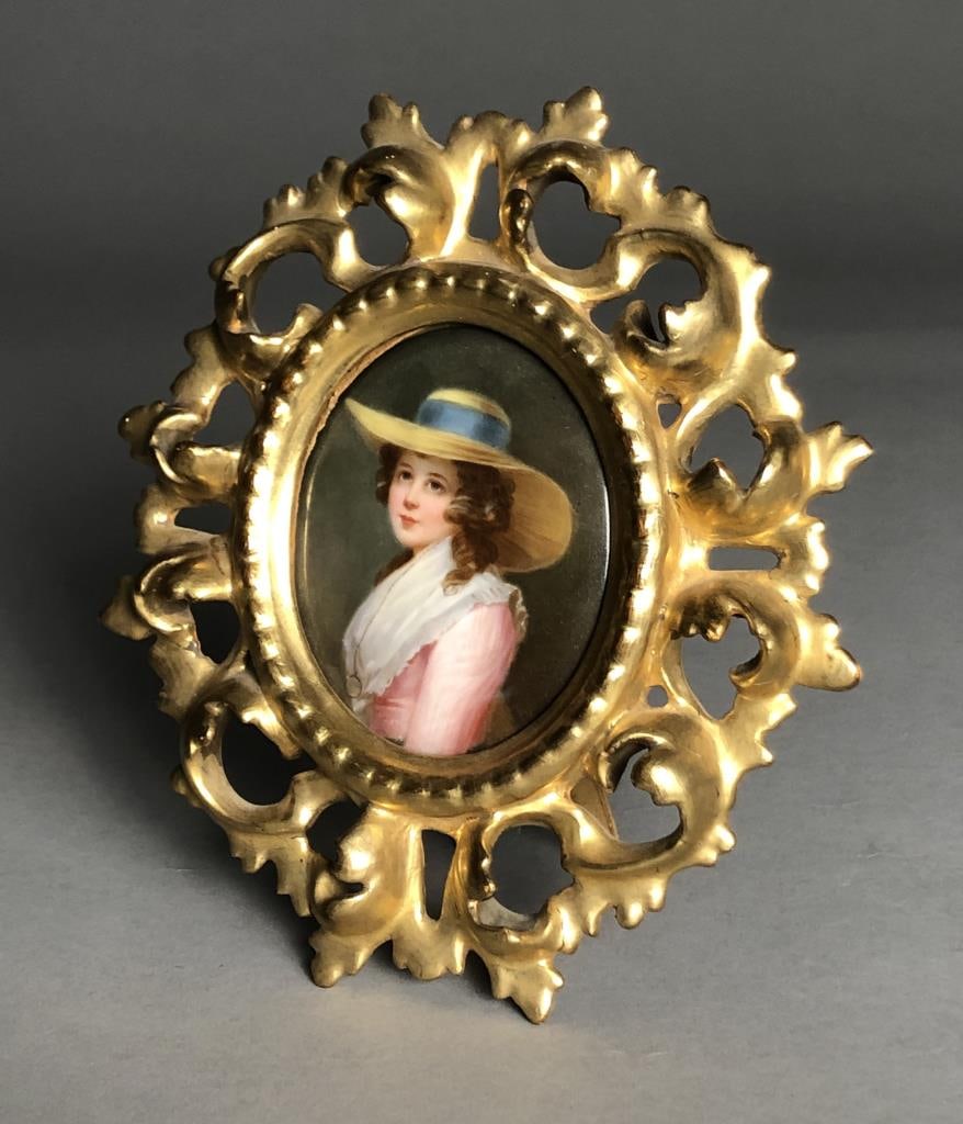Miniature Portrait of a Young Woman KPM Style: Antique miniature portrait painting on porcelain, in the style of KPM, of a young woman, possibly Queen Louise of Prussia, circa late 19th / early 20th Century, in a carved gilt wood frame with an eas