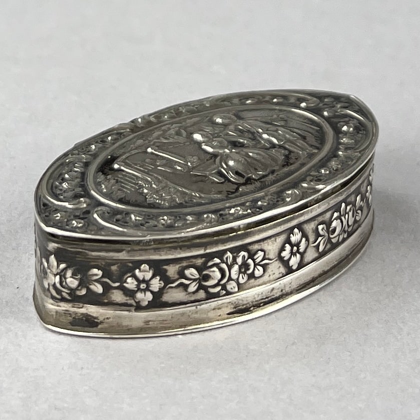 Continental Repousse Silver & Gold Vermeil Box (1 of 9)