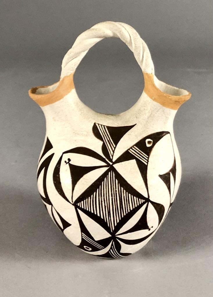Native American Acoma Wedding Vase Pueblo Pottery (1 of 8)