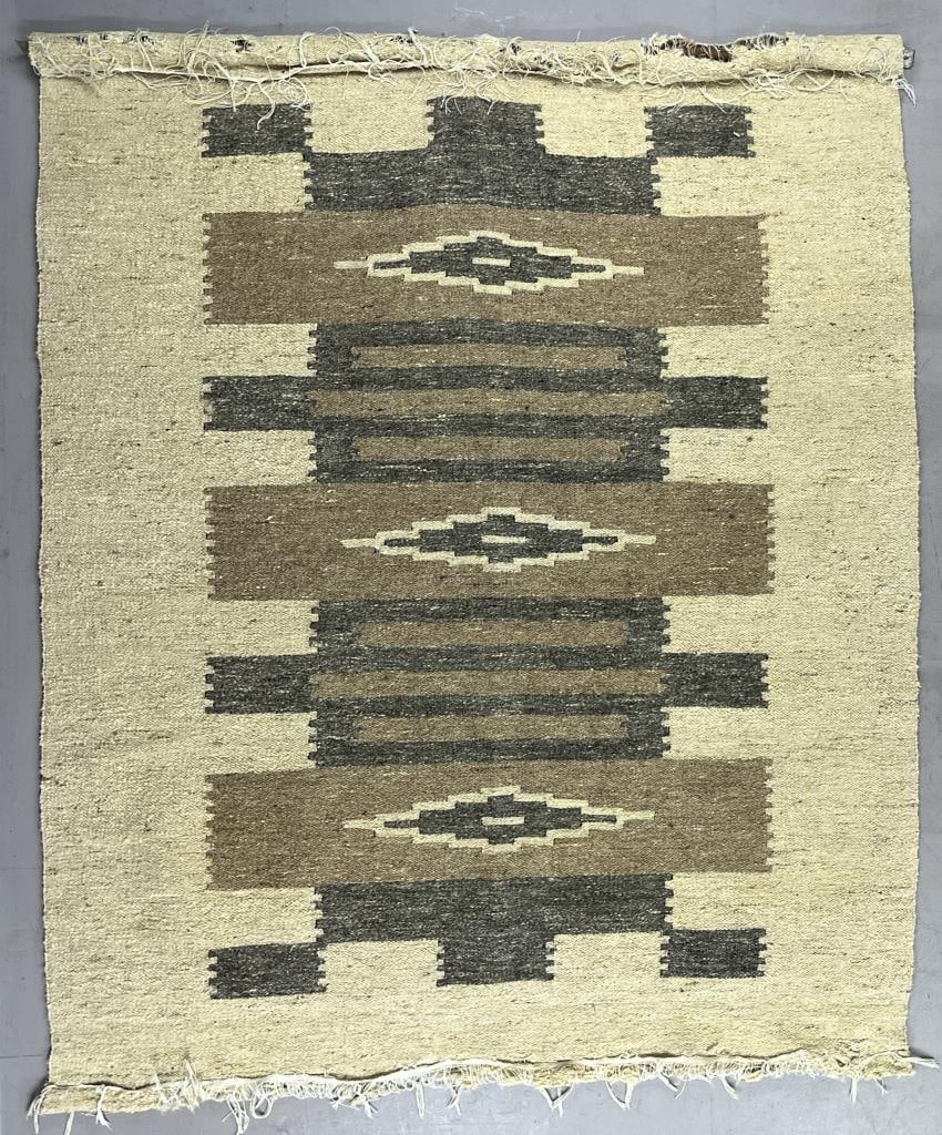 Navajo Undyed Wool Blanket Fragment (1 of 7)