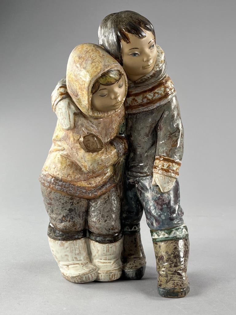 Lladro Couple From the Artic #2038 Figurine 1971 (1 of 9)