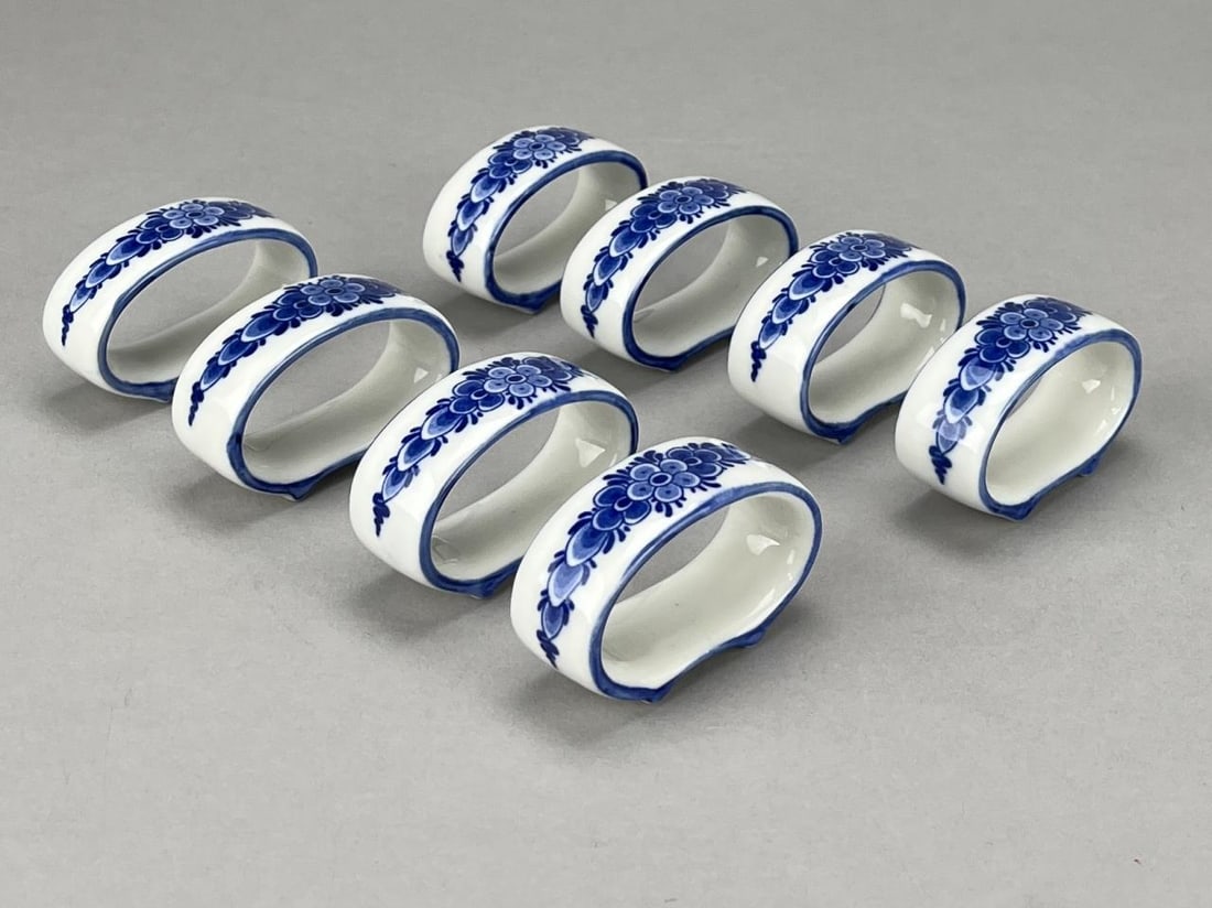 Set of 8 Delft Pottery Napkin Rings or Holders (1 of 9)