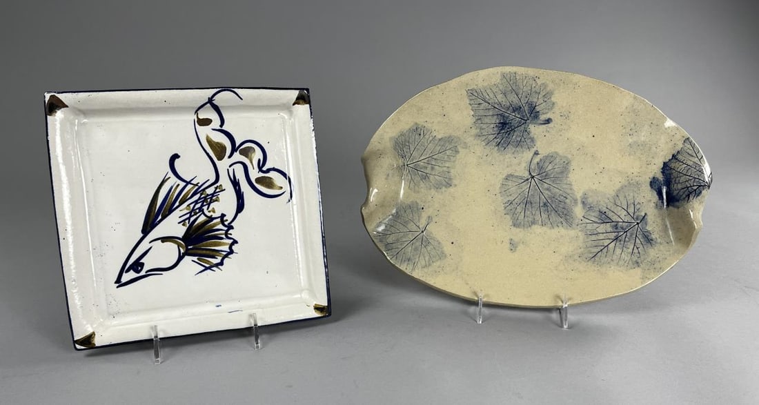 2 Studio Art Pottery Trays from "The Poddery" (1 of 5)