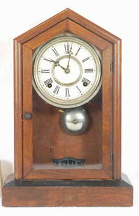 F. Kroeber, New York Mantle Clock: Eight day dictator with Key, No Pendulum 17"tall