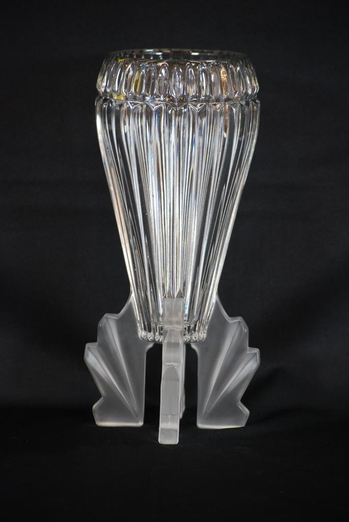 Czechoslovakian Art Deco Style Rocket Vase: Registered by Hoskins, Rose & Co. #798822 Manufactured by Libochovice in Czechoslovakia