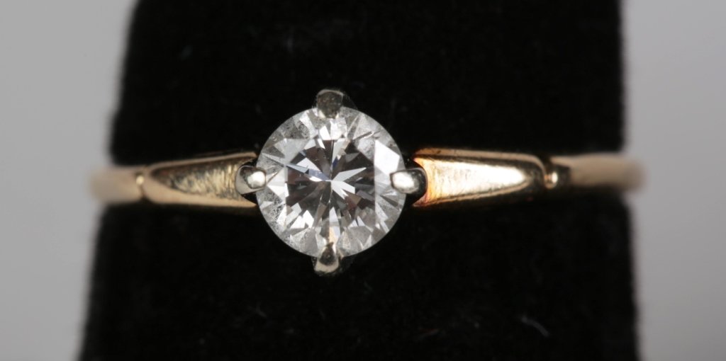 14k YG .65ct SOLITIARE DIAMOND RING (1 of 4)