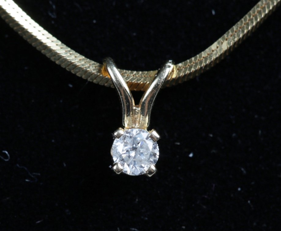 DIAMOND PENDANT 14k YG, 18" 14k YG CHAIN (1 of 3)