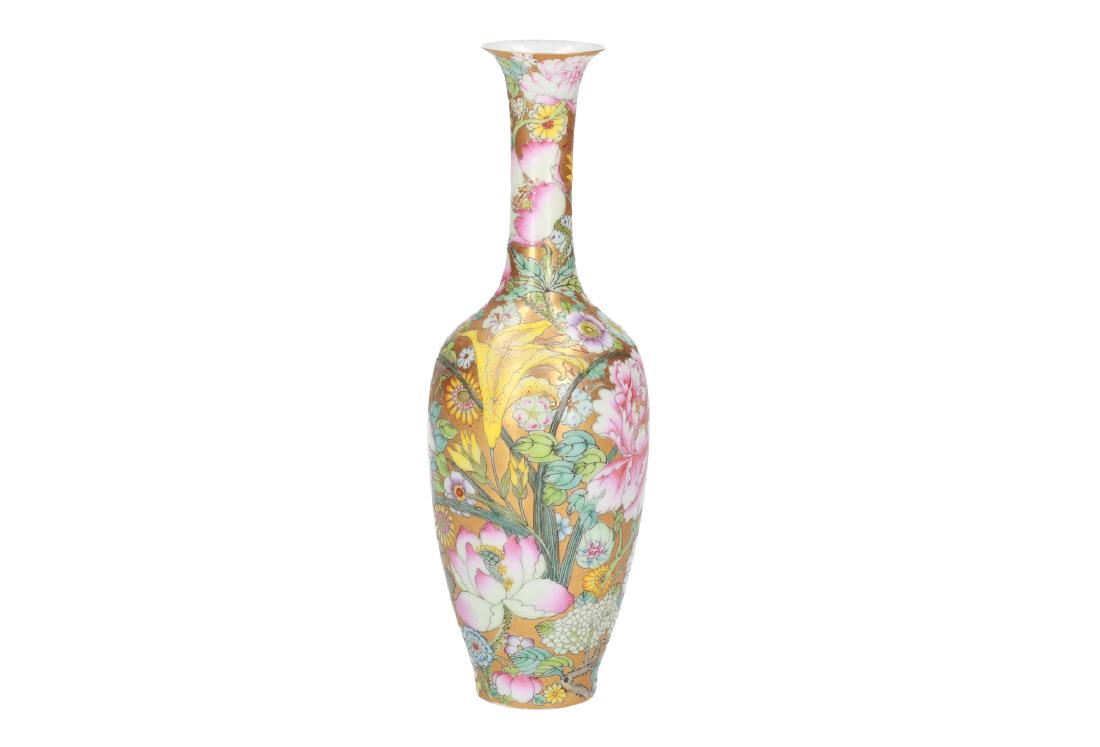 A Mille Fleurs eggshell porcelain vase. Marked with (1 of 5)