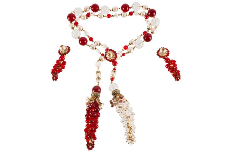 A Chanel (attributed to) necklace and pair of earclips, (1 of 1)