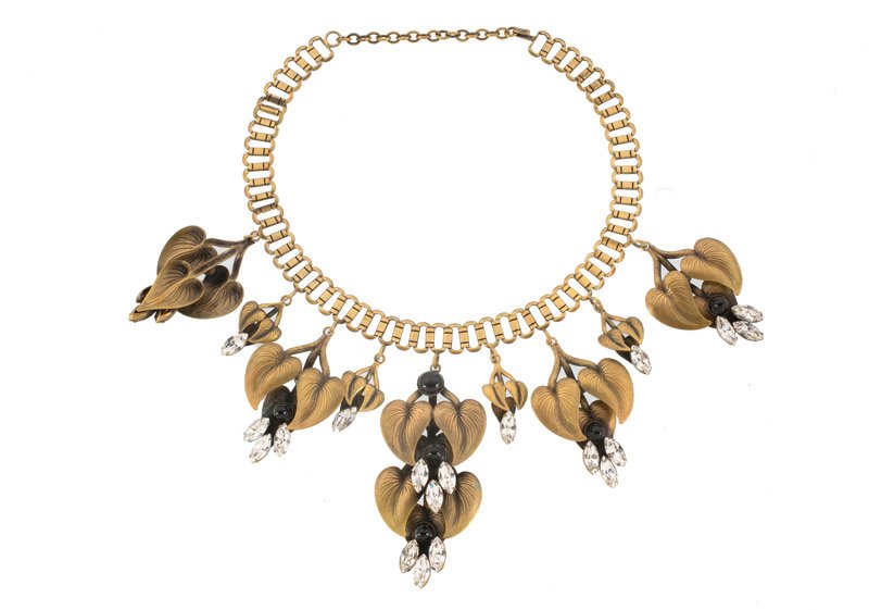 A Joseff Hollywood goldtone necklace with leaves, set (1 of 1)