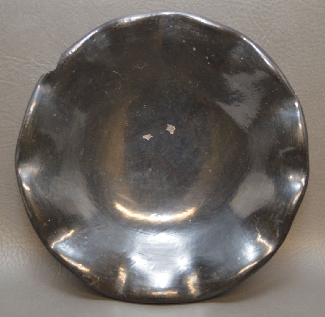 SAN ILDEFONSO POTTERY PLATE BY DESIDERIA MARTINEZ (1 of 8)