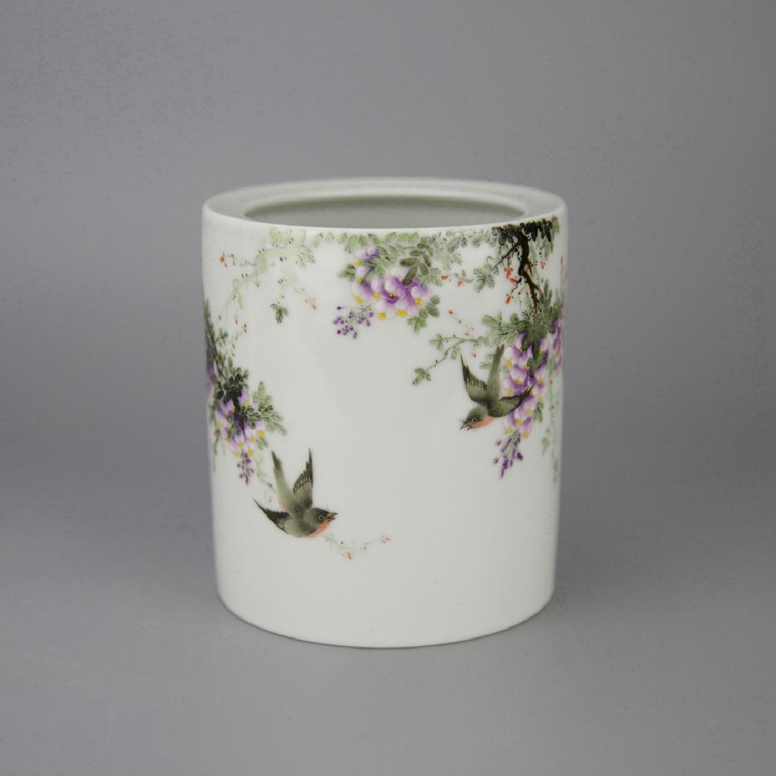 Chinese Polychrome Porcelain Brush Pot (1 of 6)