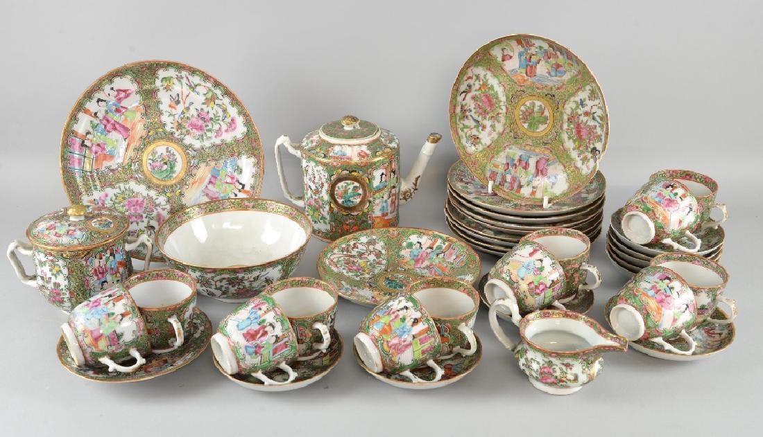 19th century Cantonese famille rose part (1 of 1)