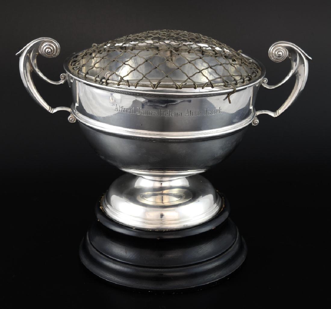 Edward VII silver presentation twin-handled rose b: Edward VII silver presentation twin-handled rose bowl, by Charles Stuart Harris, London, 1904, 11.9oz, 373g,