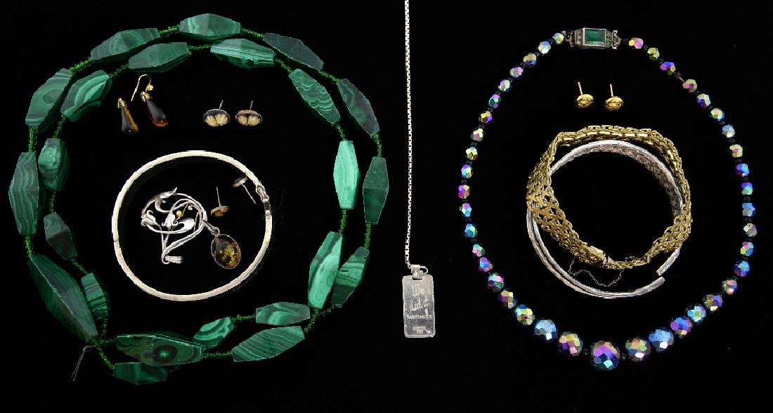 Malachite necklace, beads  carved double pyramid f (1 of 1)