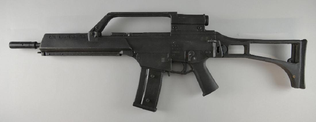 Prop hard rubber G36 assault rifle as used in Jame: Prop hard rubber G36 assault rifle as used in James Bond productions Quantum of Solace