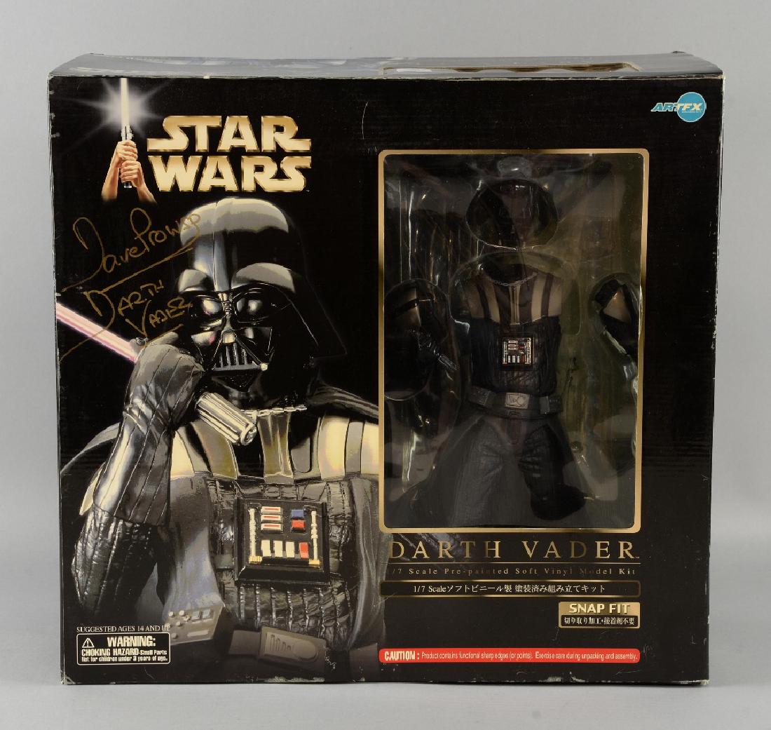 Star Wars - ArtFX Darth Vader 1/7 scale pre-painte (1 of 3)