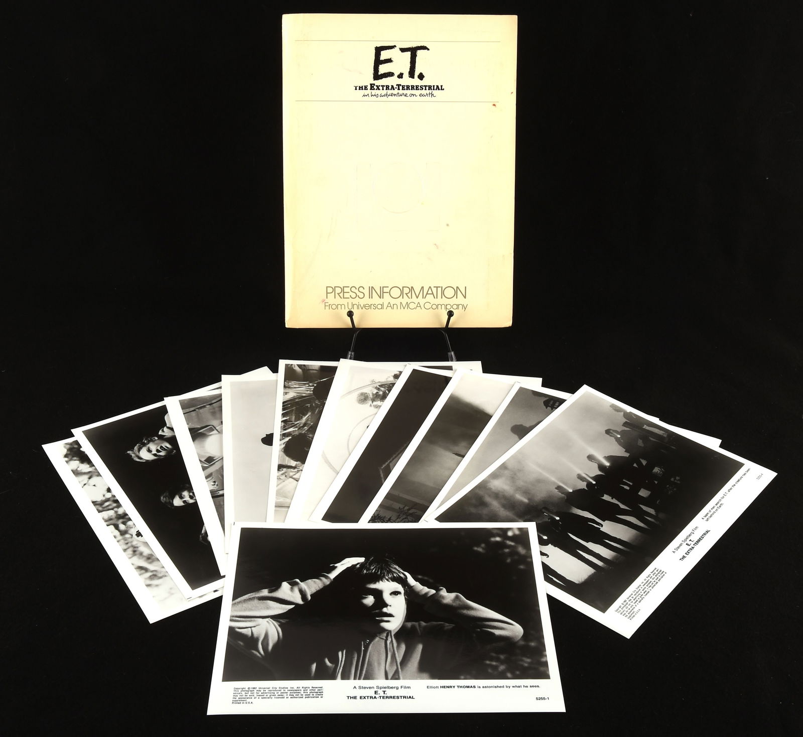 E.T. The Extra - Terrestrial (1982) Press Kit. Pre (1 of 1)
