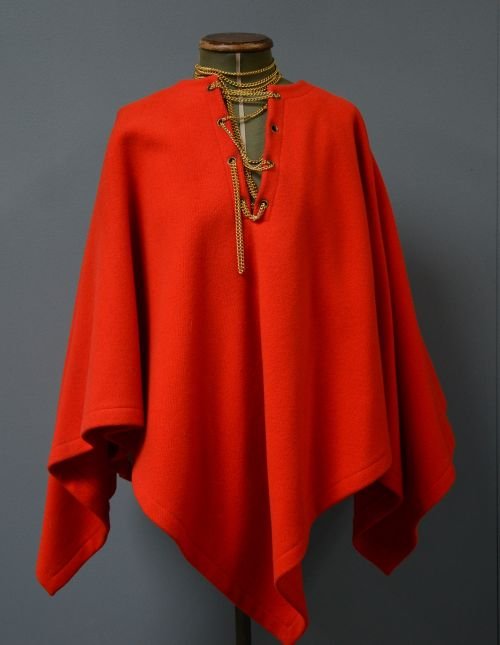 Aquascutum of London 1960s red wool handkerchief cape w: Aquascutum of London 1960s red wool handkerchief cape with chain fastening