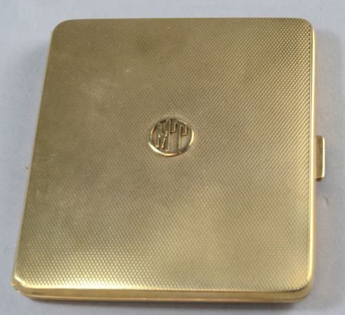 Gold rectangular cigarette case engine turned with