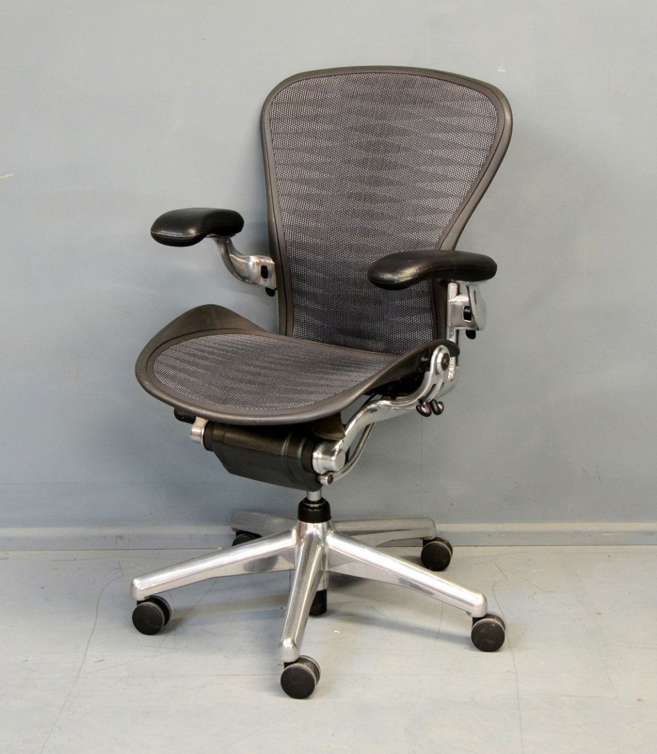 Herman Miller chrome and mesh office chair: Herman Miller chrome and mesh office chair