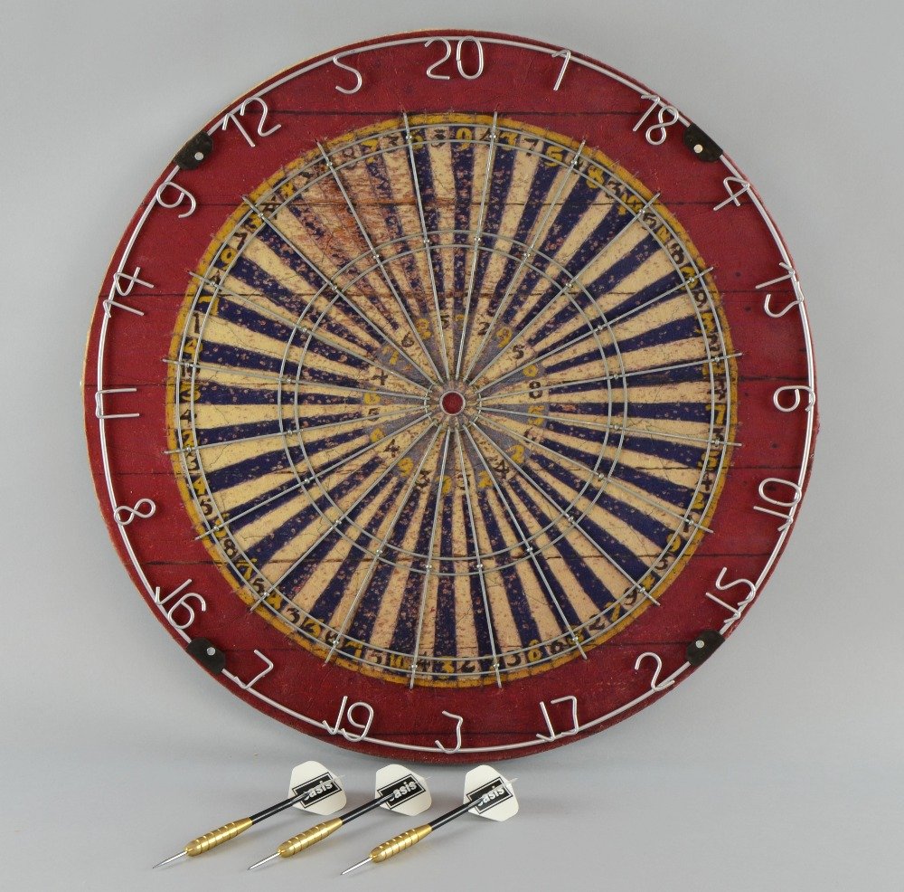 Oasis Stop The Clocks Promotional only Dartboard with: Oasis Stop The Clocks Promotional only Dartboard with Oasis Flights & Darts, unused and boxed with instructions and hanging accessories