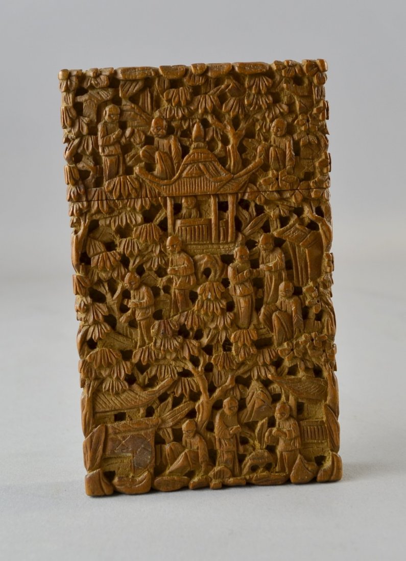Cantoneese sandalwood carved card case 10cm by 6cm (1 of 2)