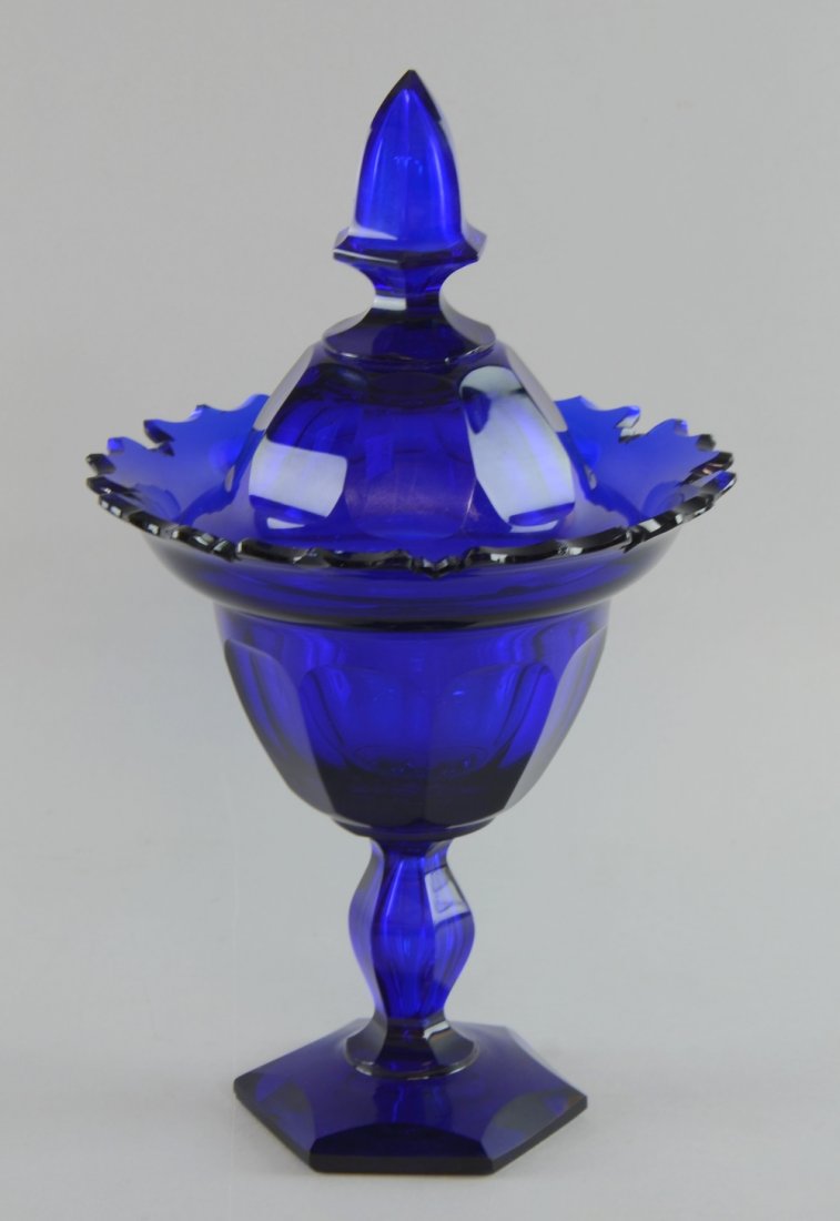 19th century German glass vase and cover with Van Dyke (1 of 1)