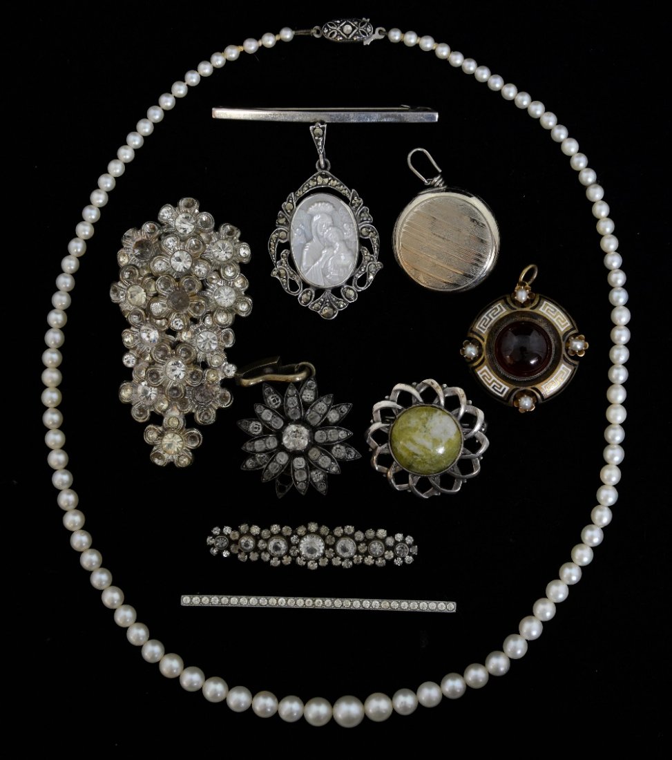 Victorian paste set star pendant, in si (1 of 1)