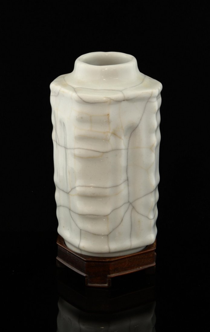 Chinese Song style vase of 'Cong' form with a guan type (1 of 1)