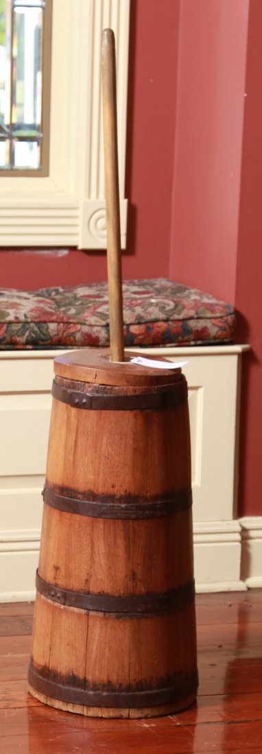 Early 1900's Butter Churn (1 of 2)
