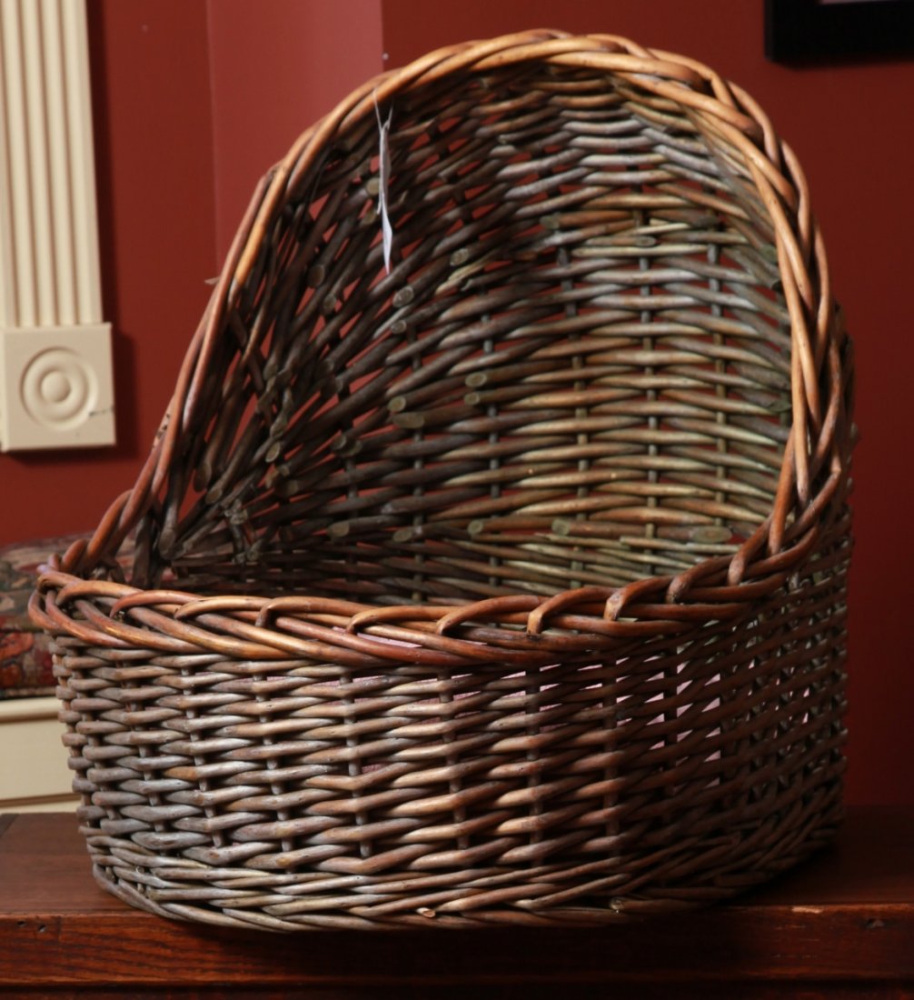 Wicker Basket Pet Bed (Pet Not Included) (1 of 1)