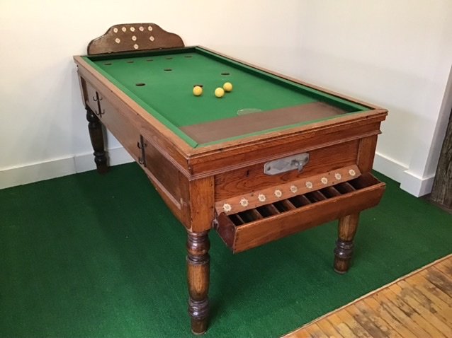 Old English Billiards Table Arcade (1 of 3)