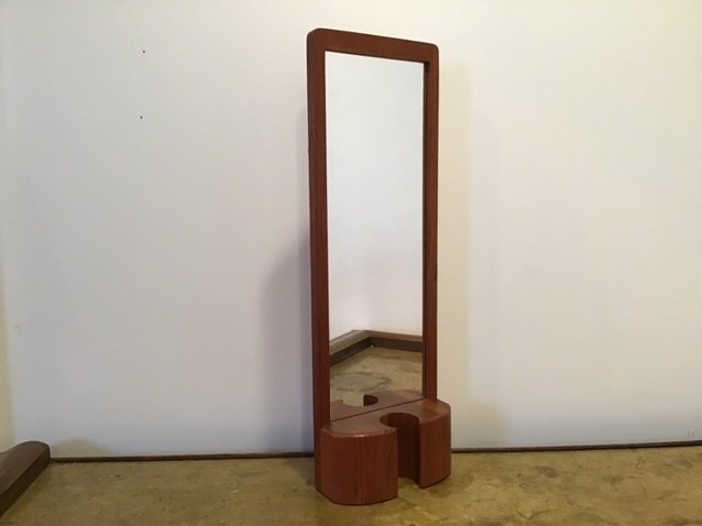Petersen Hansen Teak Mirror Danish Mirror: 23.5 inches tall 7 7/8 inches wide