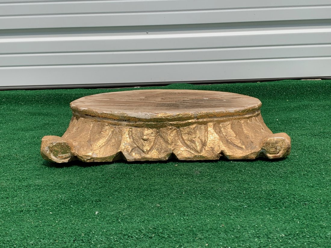 French Gold Guild Rococo Pedestal: 17in x 17 with 16in diameter