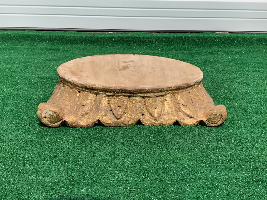 French Gold Guild Rococo Pedestal: 17in x 17 with 16in diameter