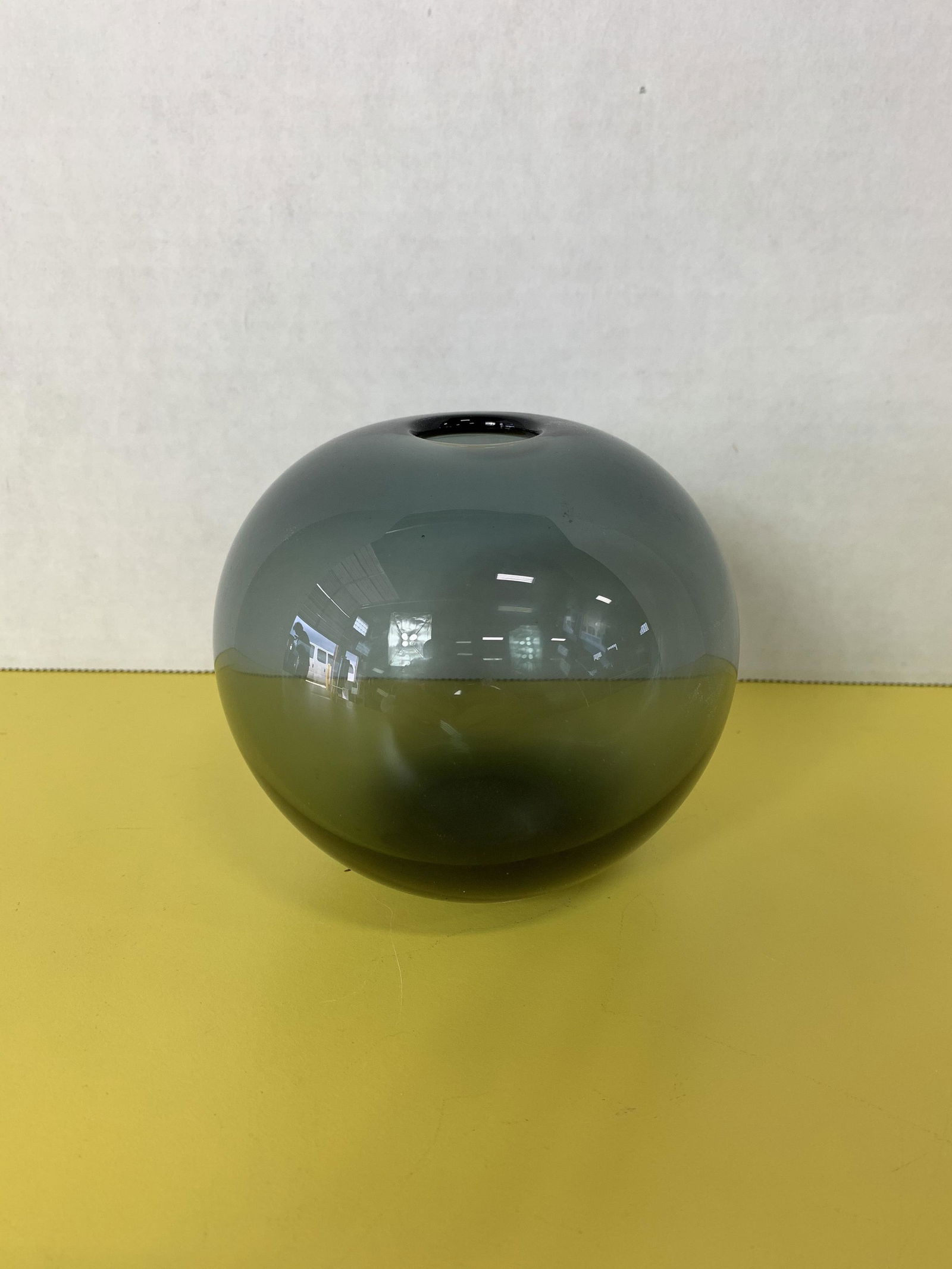 Signed 1958 HolmeGaard Smoke Drop Glass Vase by Per: 4in tall x 4in diameter