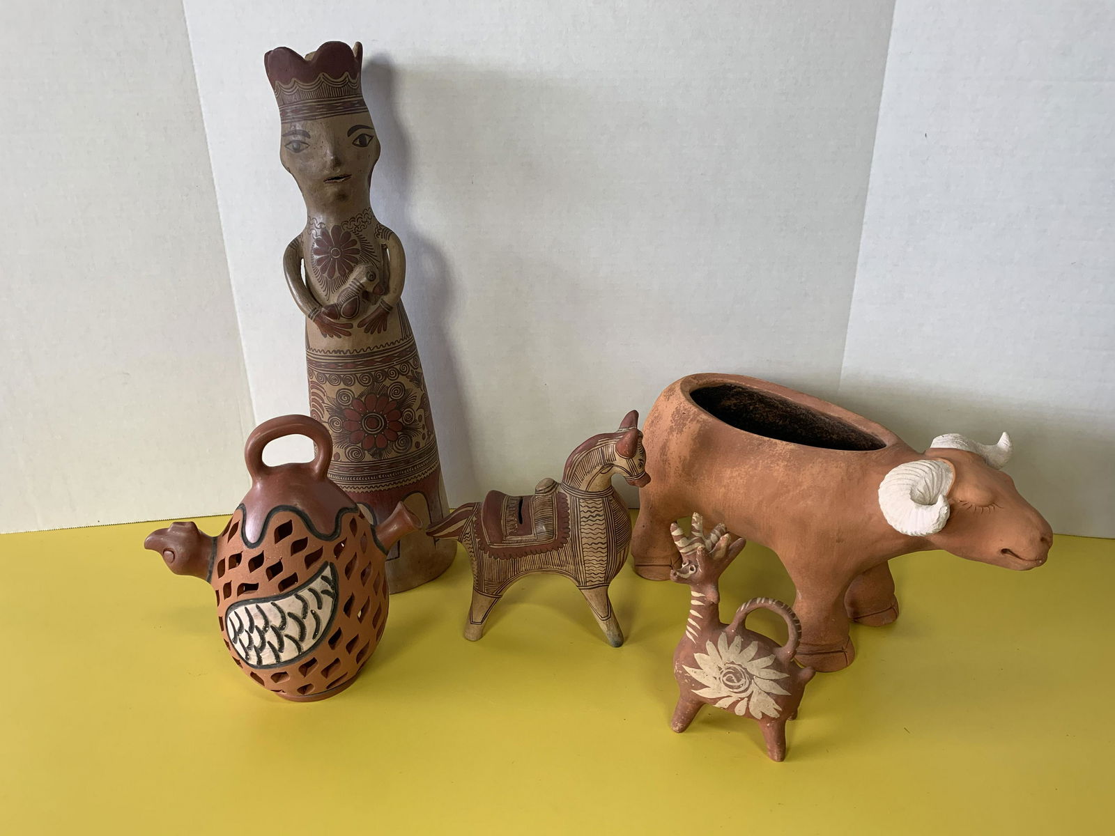 Collection Mexican Terracotta Pottery Articles (1 of 3)