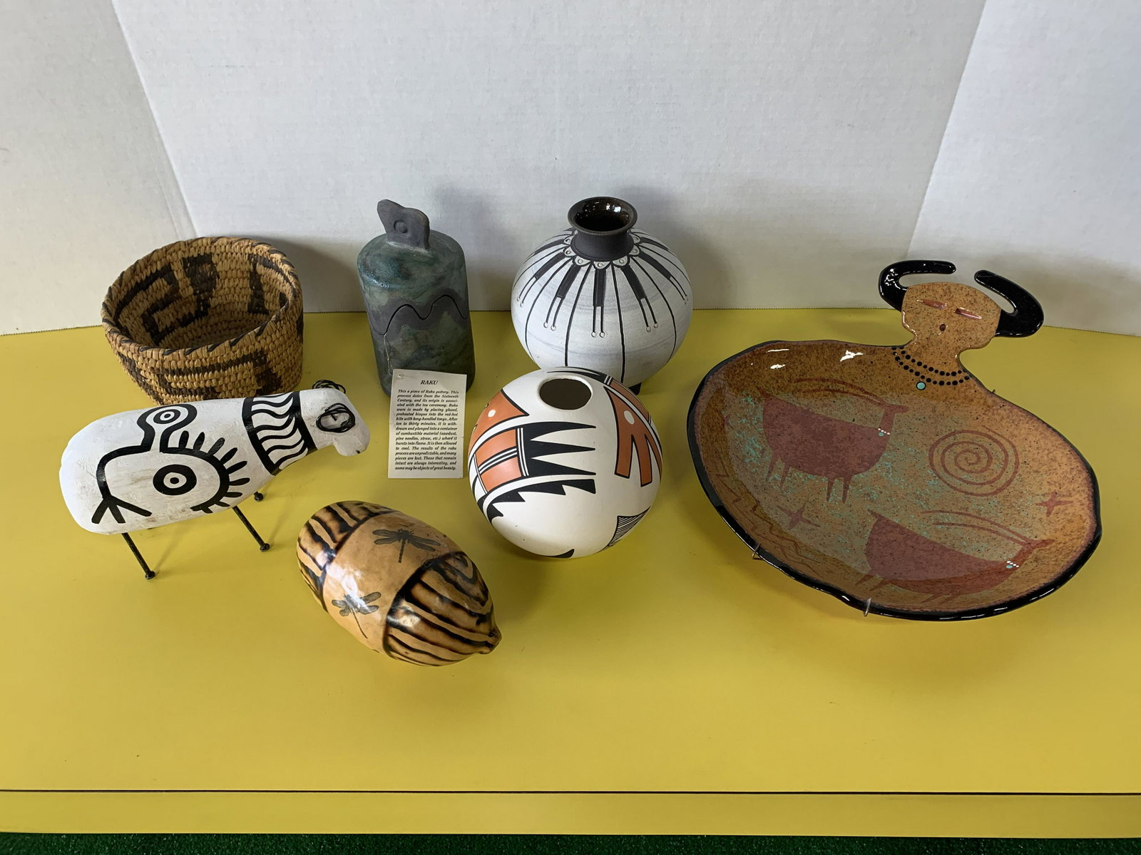 Collection Raku, Acoma, Aline Maia Atelier and Rob: Refer to pictures for details and approximate sizes