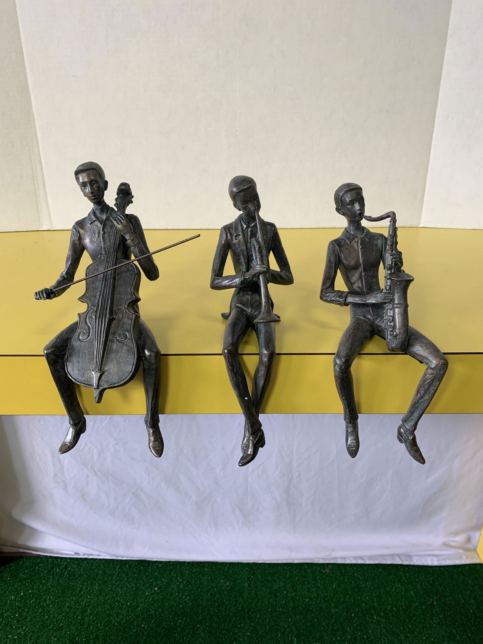 Composition Bronze Wash Jazz Men (1 of 5)