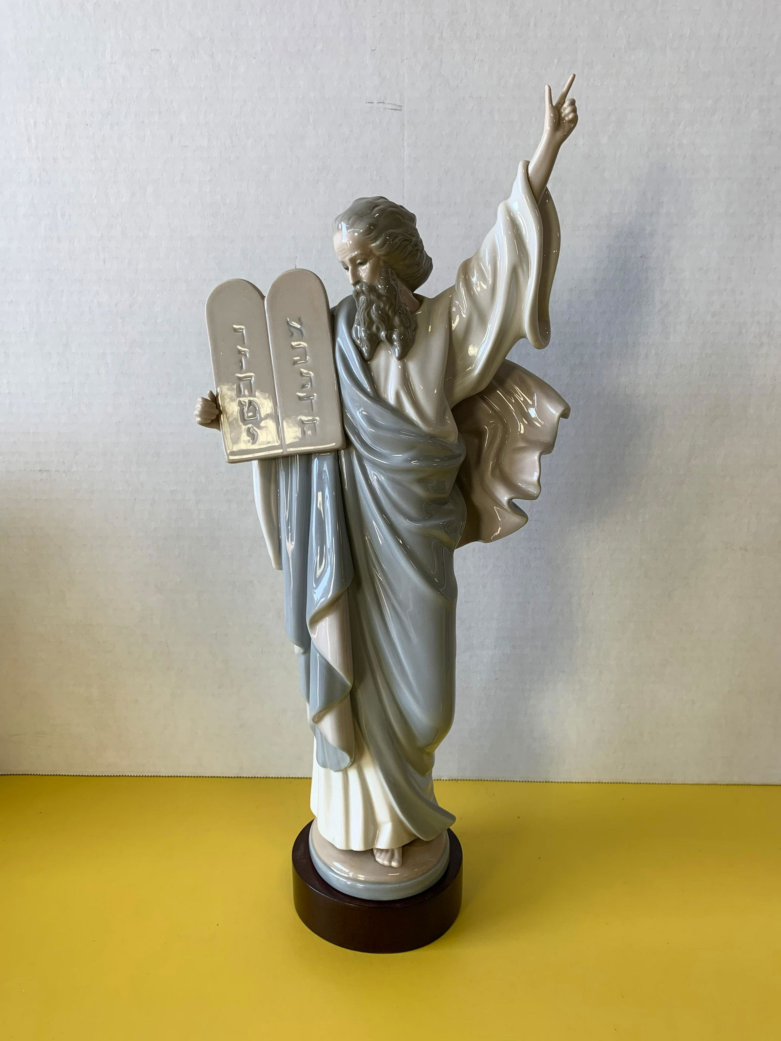 Lladro Moses and Ten Commandments (1 of 5)
