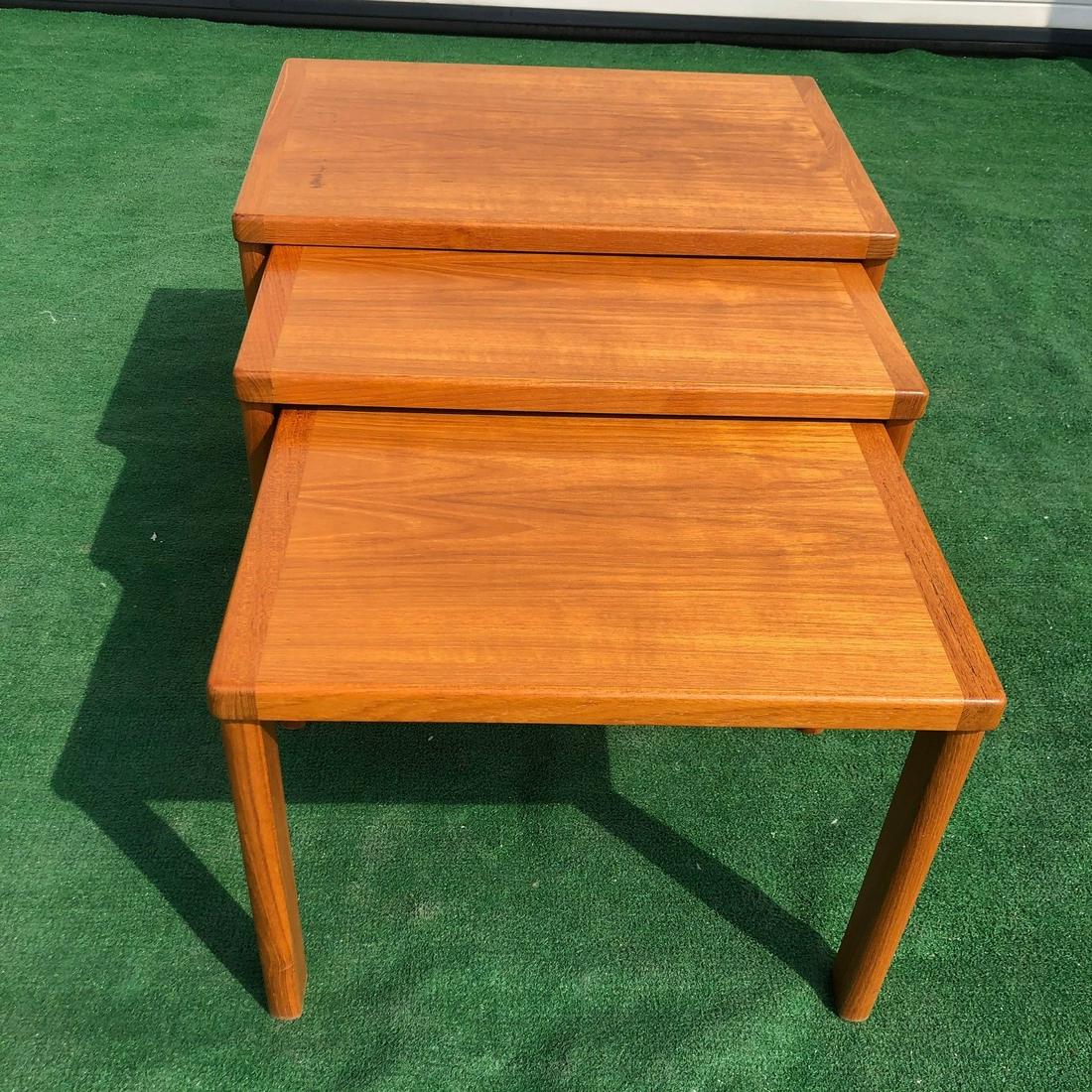 Set 3 Mid Century Danish Modern Teak Nesting Tables (1 of 5)