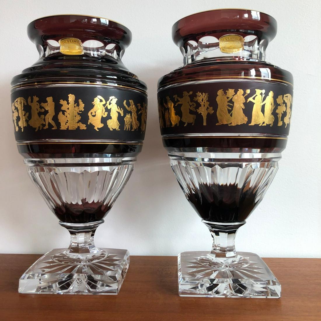 Pr. Val St. Lambert Danse De Flore Urns (1 of 9)